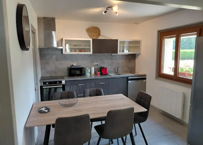 Nyaraló Maison La Pallud *